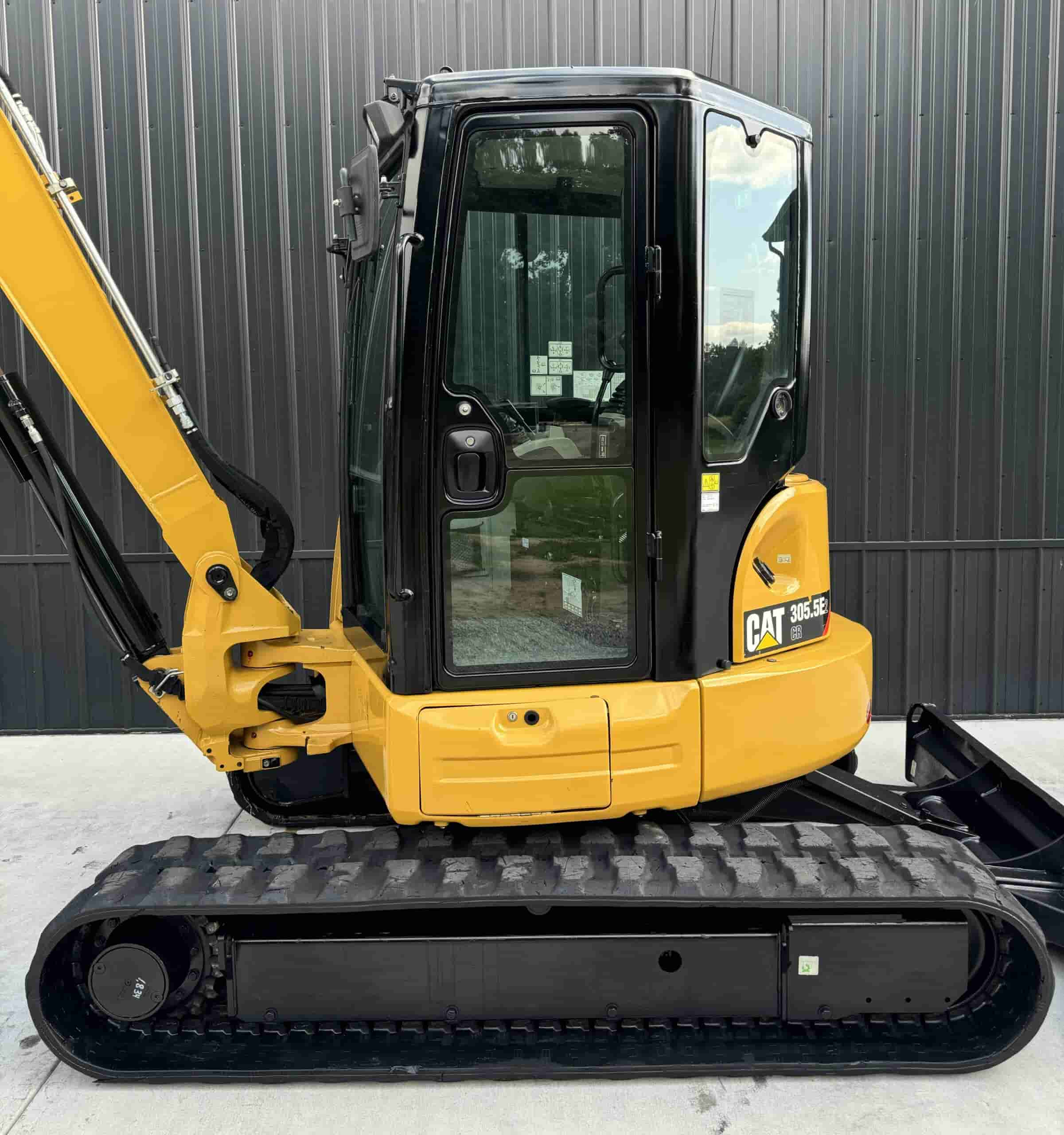 2019 CAT 305.5E2
